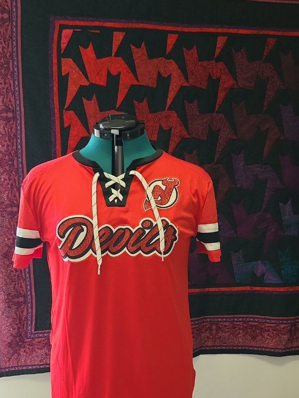 Fanatics Womens Red Devils Lace-Up Jersey Top with Black & White Accents